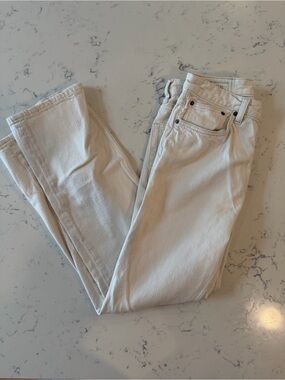 Zara White Casual Jeans